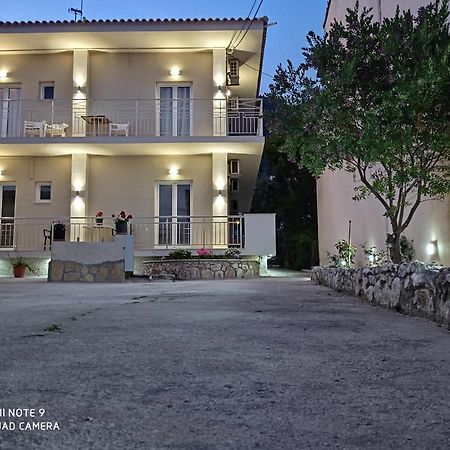 איפסוס Kelly Apartments מראה חיצוני תמונה